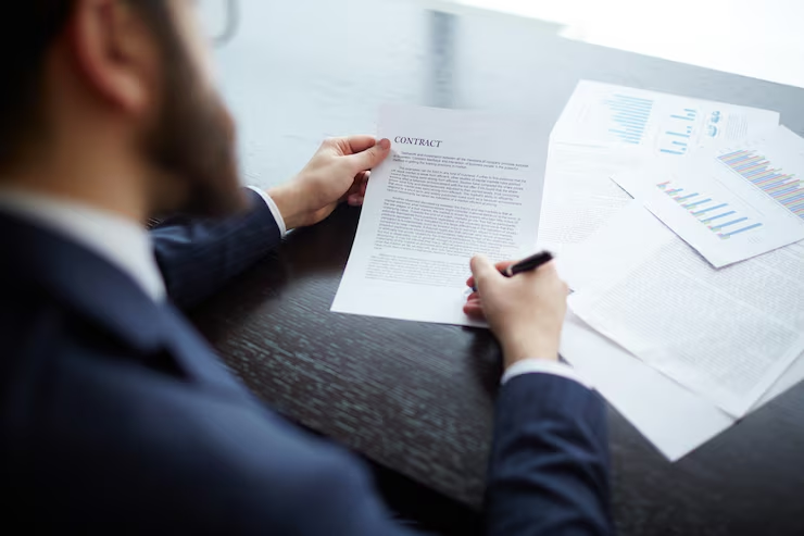 Business Contract Attorney: Understanding Their Role in Protecting Your Business Agreements
